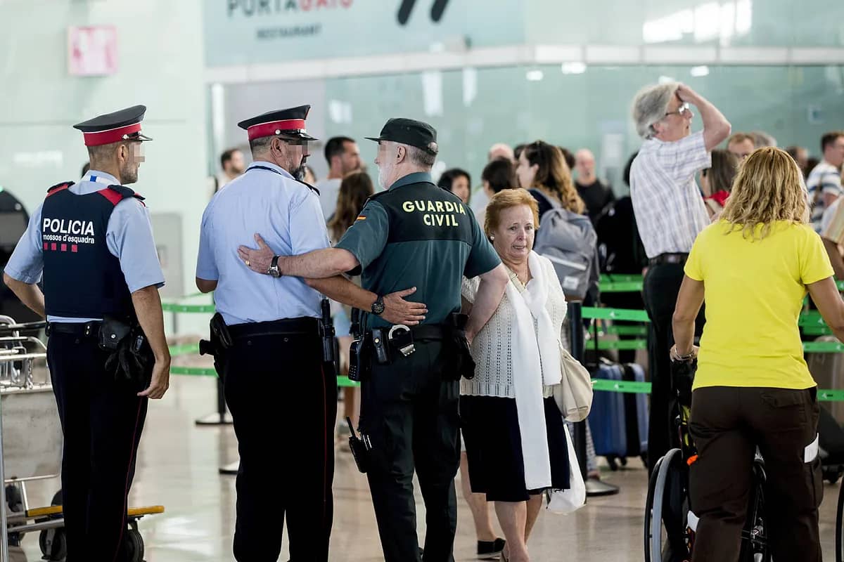 Asociaciones de Guardias civiles rechazan traspasar sus competencias en puertos y aeropuertos de Cataluña