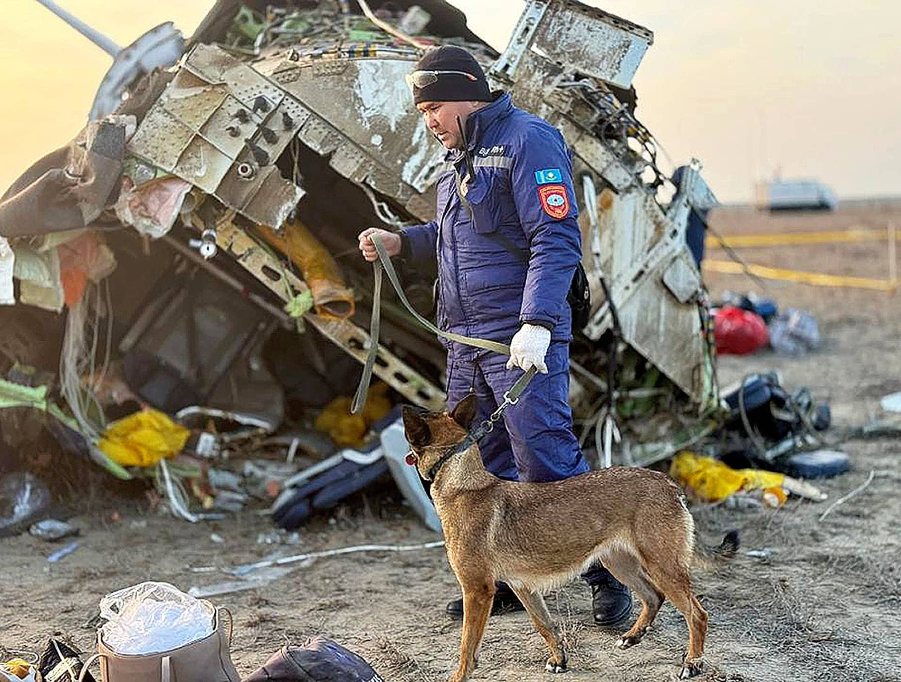 Rusia derribó el avión estrellado en Kazajistán