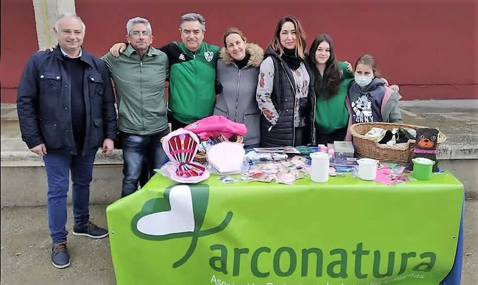 Arconatura Lanza una Campaña Navideña para la Protección de Animales en Linares