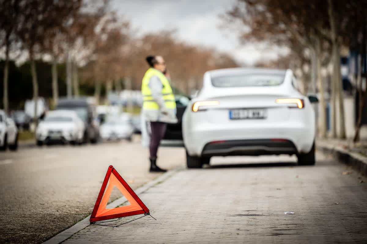 Por qué los seguros para los coches eléctricos son más caros (y puede que se encarezcan)