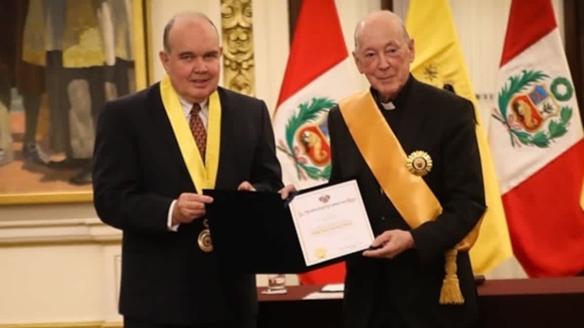 La Conferencia Episcopal de Perú apoya a la víctima del cardenal Cipriani y la “sabia decisión” del Papa de apartarle