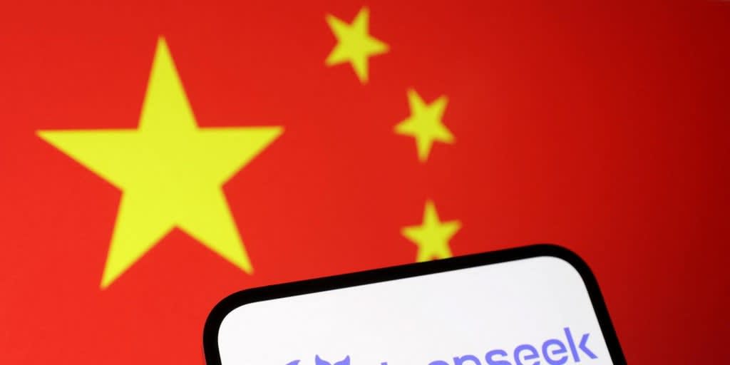 Quién es Liang Wenfeng, la mente detrás de DeepSeek, la IA china que surgió de la nada