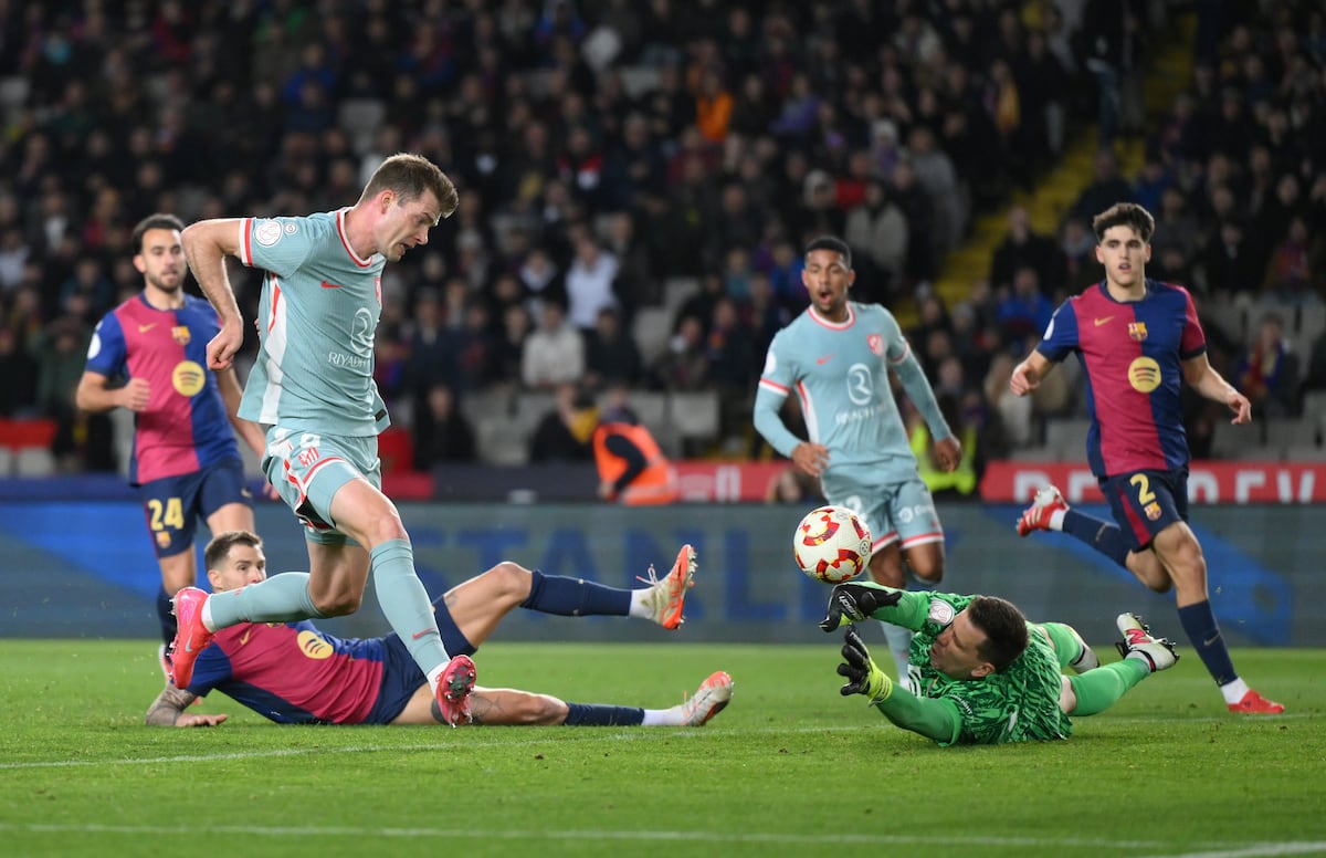 Barcelona y Atlético firman una inolvidable noche de fútbol