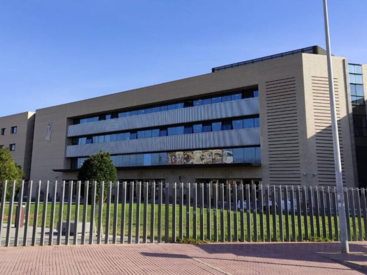 Once años y medio de prisión por violar, agredir y amenazar con degollar y rociar con ácido a su pareja en Castellón