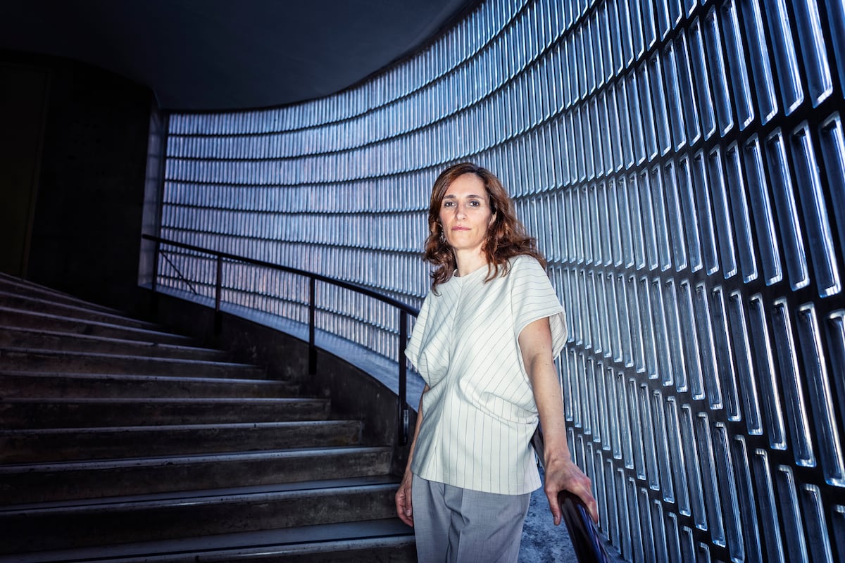 Mónica García: “Las gafas deben ser un derecho universal para todas las edades”