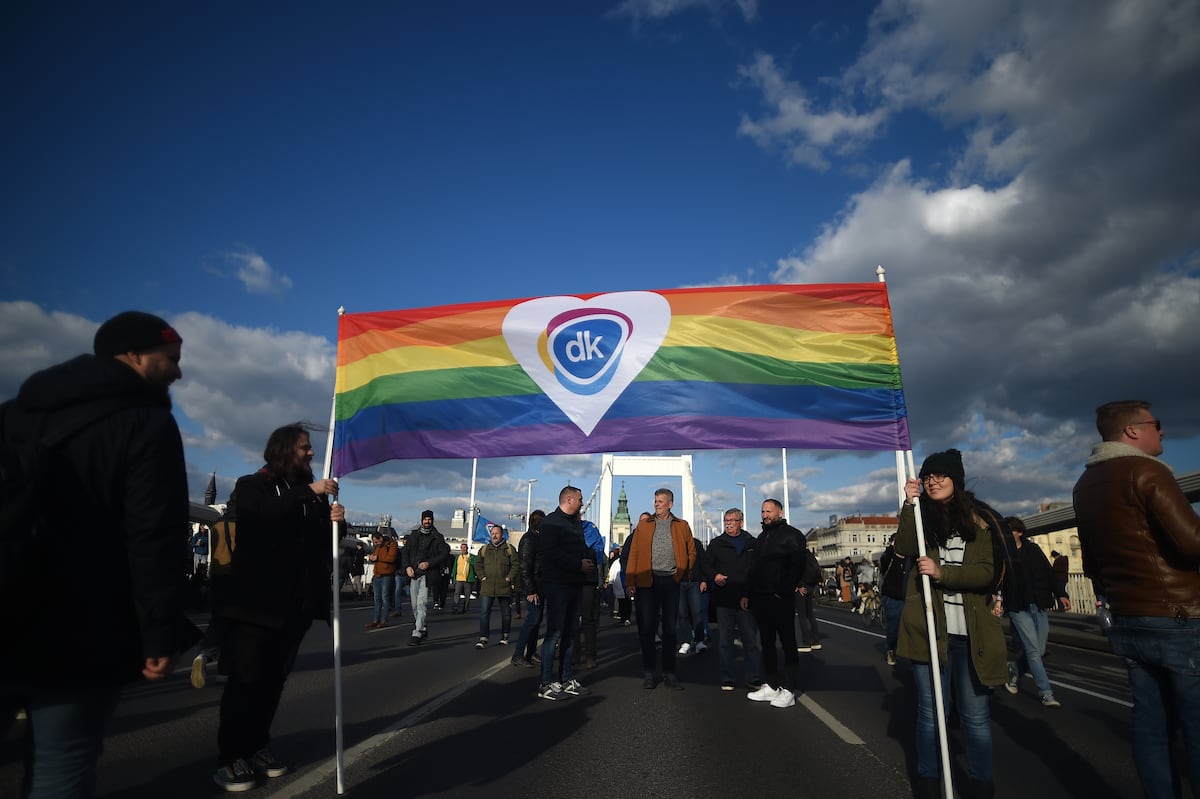 Una delegación política de España acudirá al Orgullo de Hungría ante el veto a la manifestación de Orbán