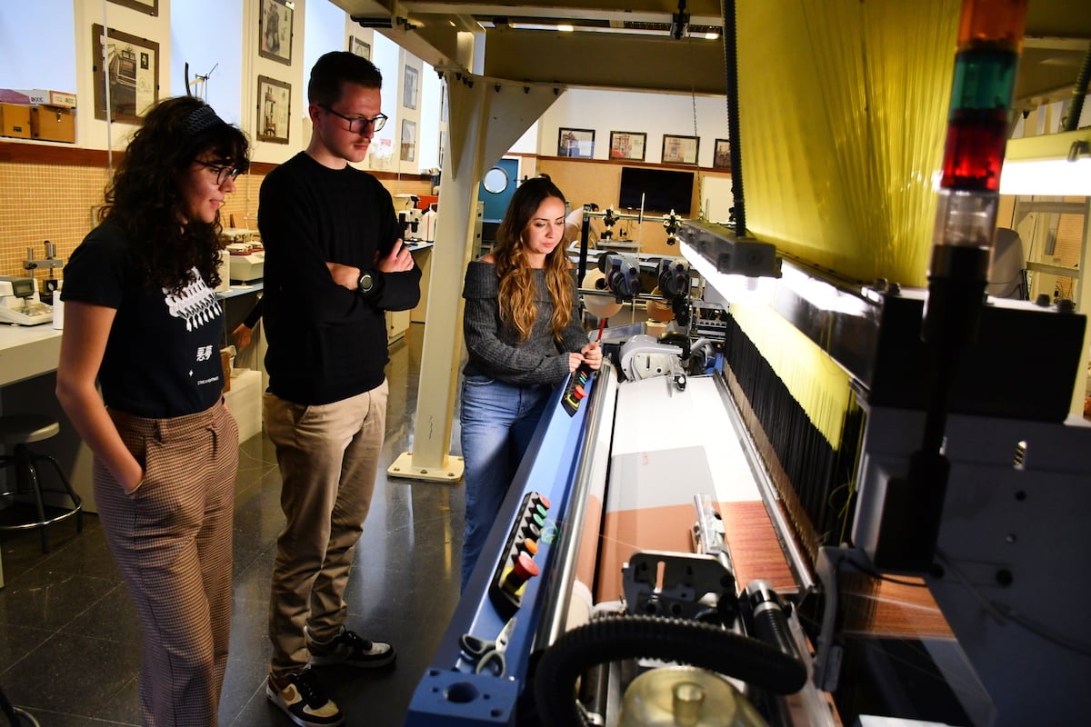 Nuevas carreras nunca ofertadas en España: de Humanidades Digitales al doble grado de ingenierías textil y química