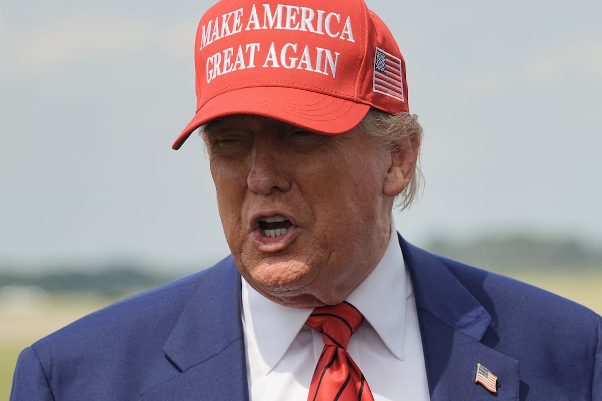 Trump advierte de que la OTAN “tendrá que lidiar con España” sobre el gasto en defensa