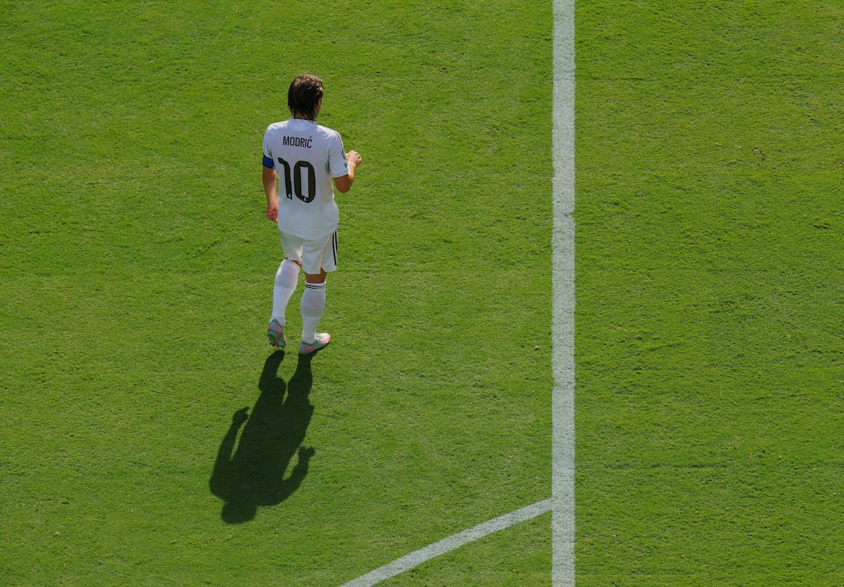Los deberes pendientes del Madrid de Xabi: vulnerable por falta de compromiso y pobre con el balón