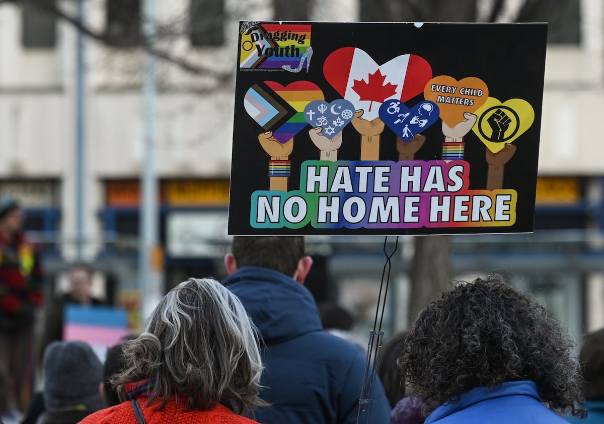 ‘Sexilio’ en Estados Unidos: cientos de personas trans estadounidenses buscan refugio de Trump en Canadá