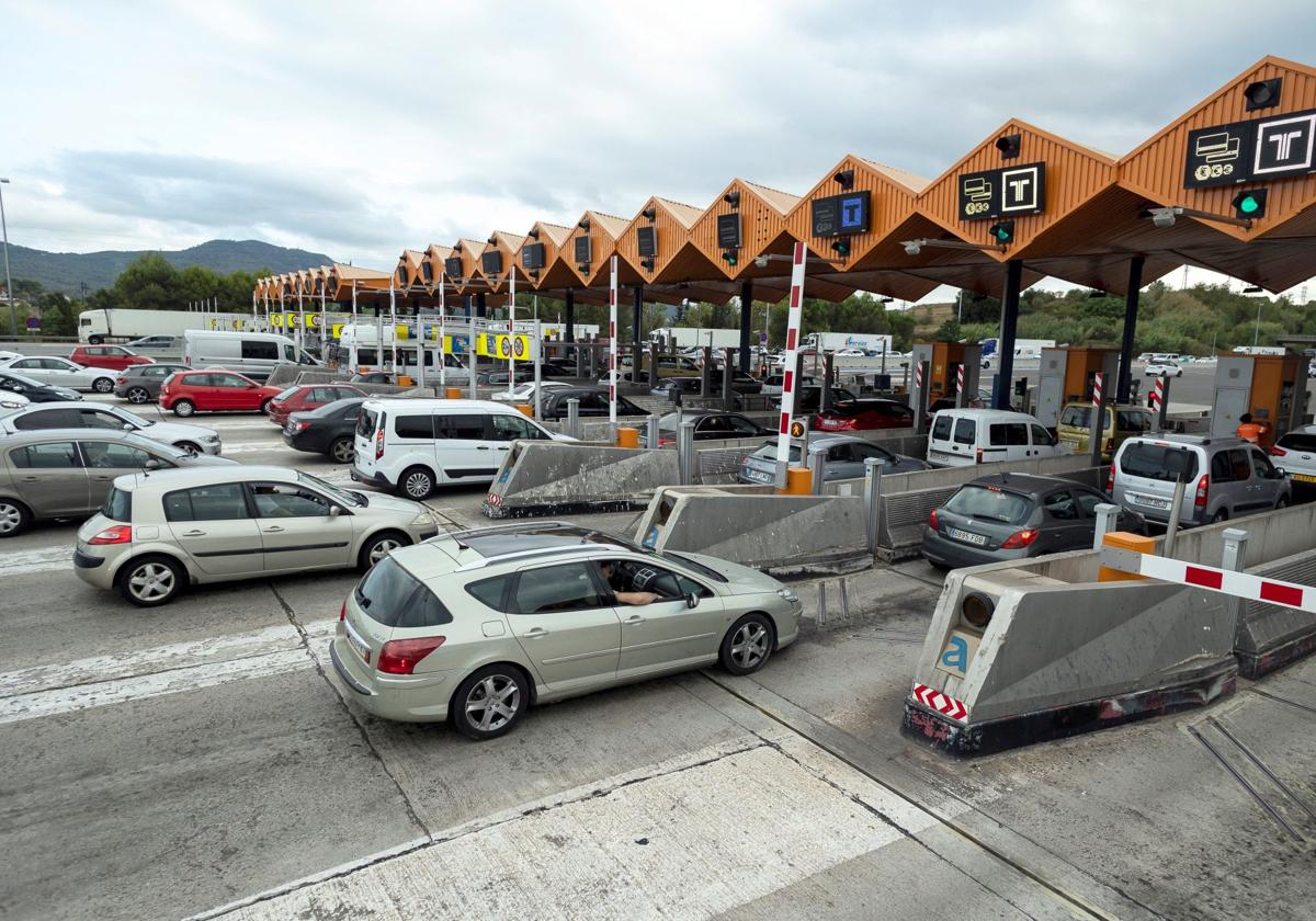 La carretera aporta el 90% de la recaudación fiscal total del transporte en España