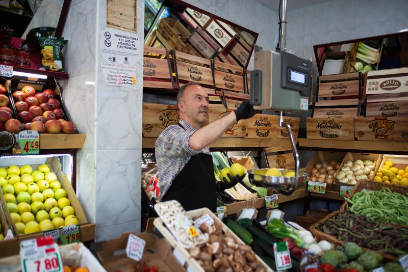 Las microempresas agravan su crisis y frenan la contratación ante la incertidumbre de la jornada y la escalada de costes