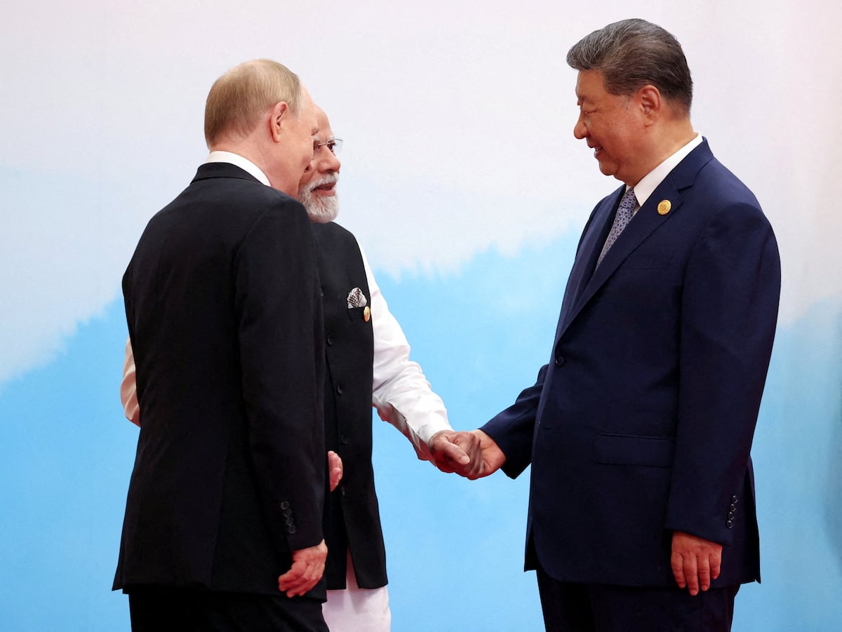Putin desafía a Occidente al agradecer a China y la India sus “esfuerzos” para la paz en Ucrania