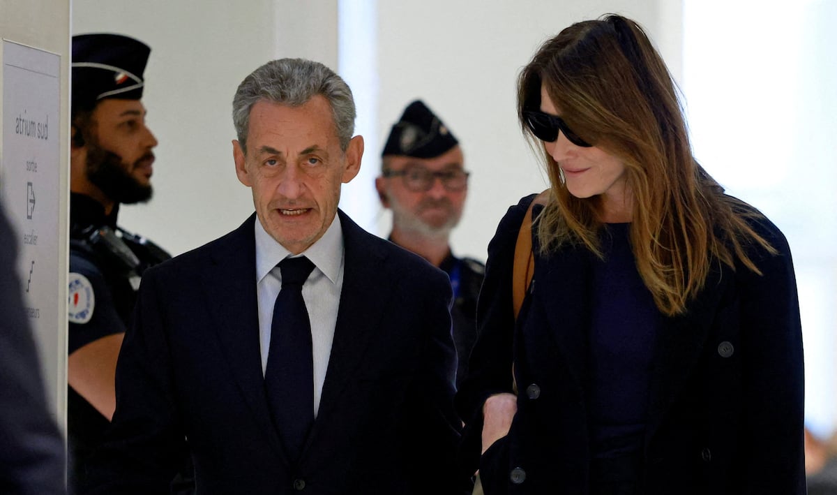 Condenado a cinco años de prisión el expresidente Sarkozy por asociación ilícita en un caso de financiación con dinero libio