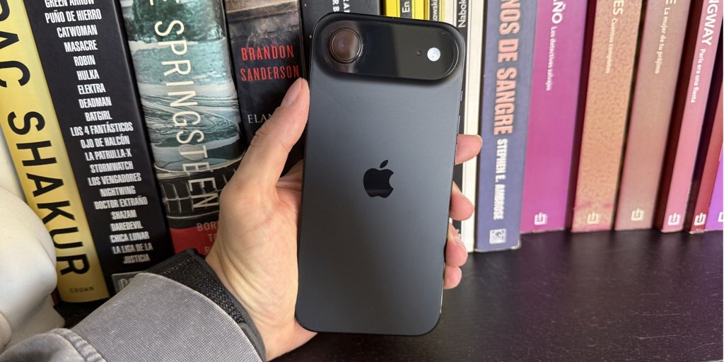 Una semana con el iPhone 17 Air: el móvil de Apple que me compraría (si no fuese por un par de detalles)