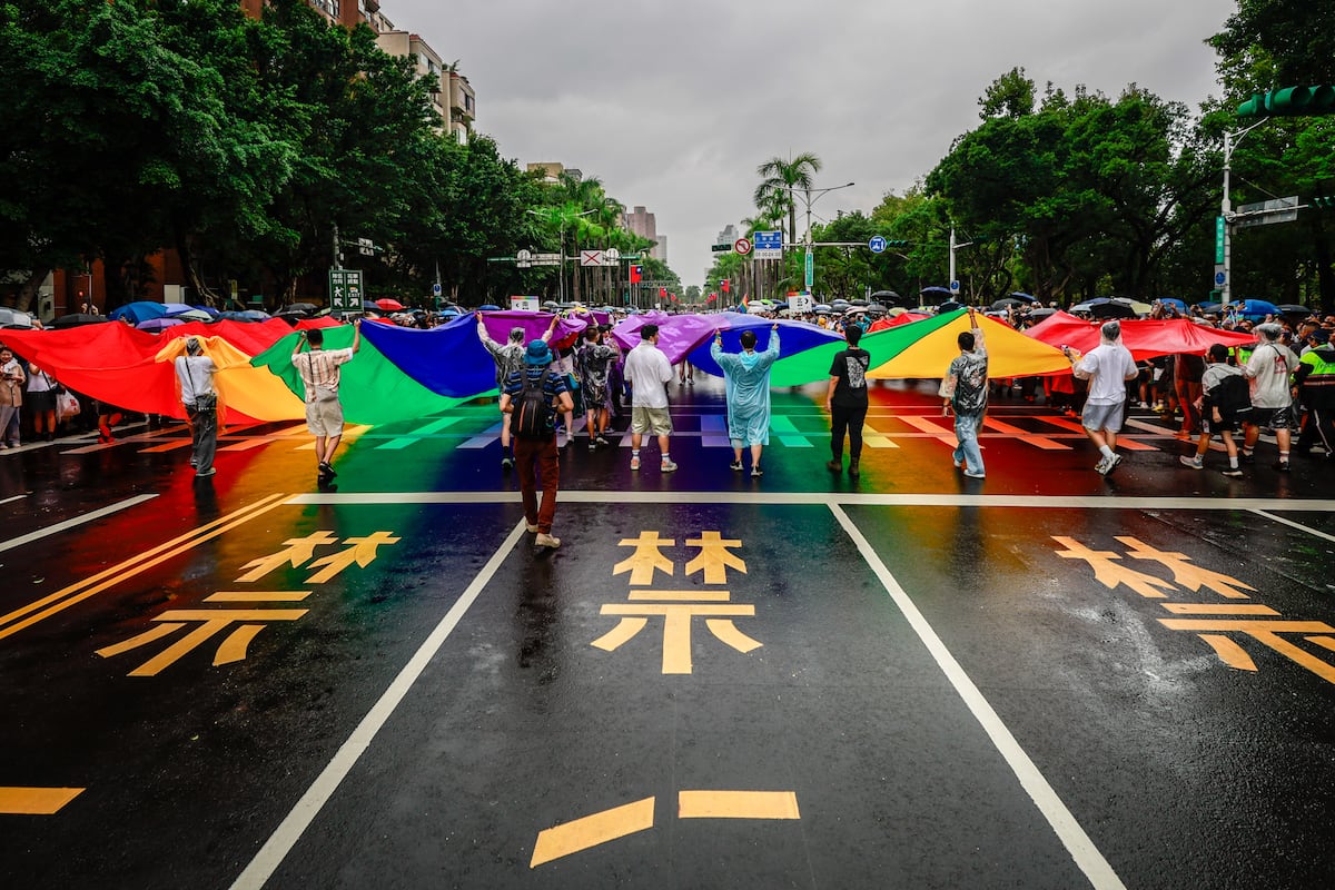 El Orgullo de Taipéi reúne a 150.000 personas que reivindican “empatía y vínculos reales” ante el odio virtual