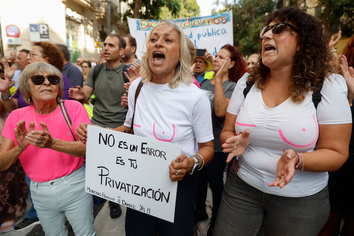 Agilizar la atención primaria, reforzar plantillas y despolitizar la gestión: recetas para evitar el colapso de la sanidad pública de Andalucía