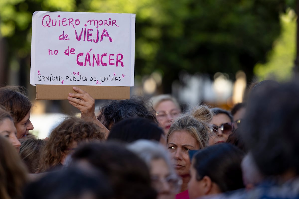 Las mujeres cuestionan la versión de la Junta sobre los cribados: “Si no me presento en el hospital, no sé si me hubieran llamado”