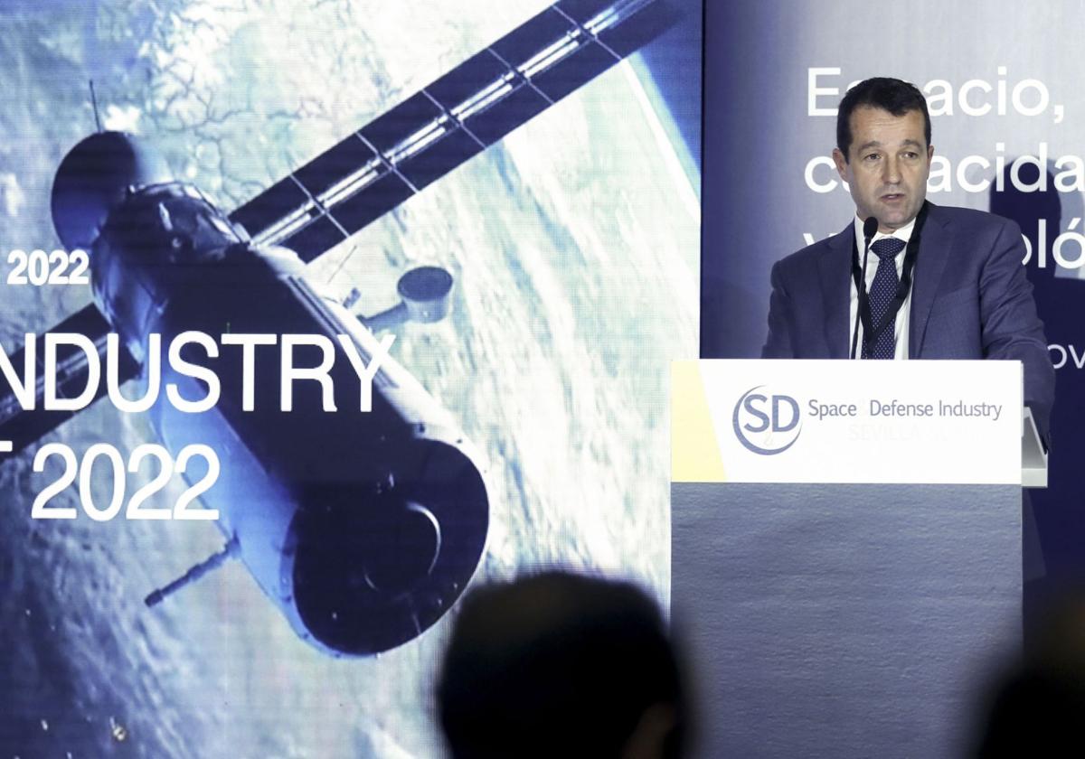 La operación de Indra y Escribano se «cerrará antes de final de año» y será una fusión entre iguales