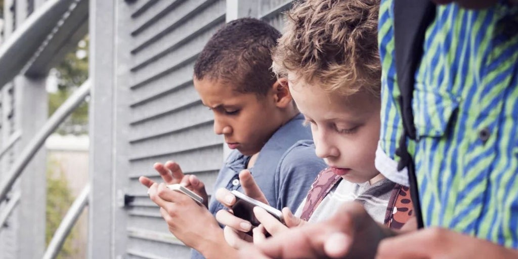 Dinamarca propone prohibir las redes sociales a los menores de 15 años