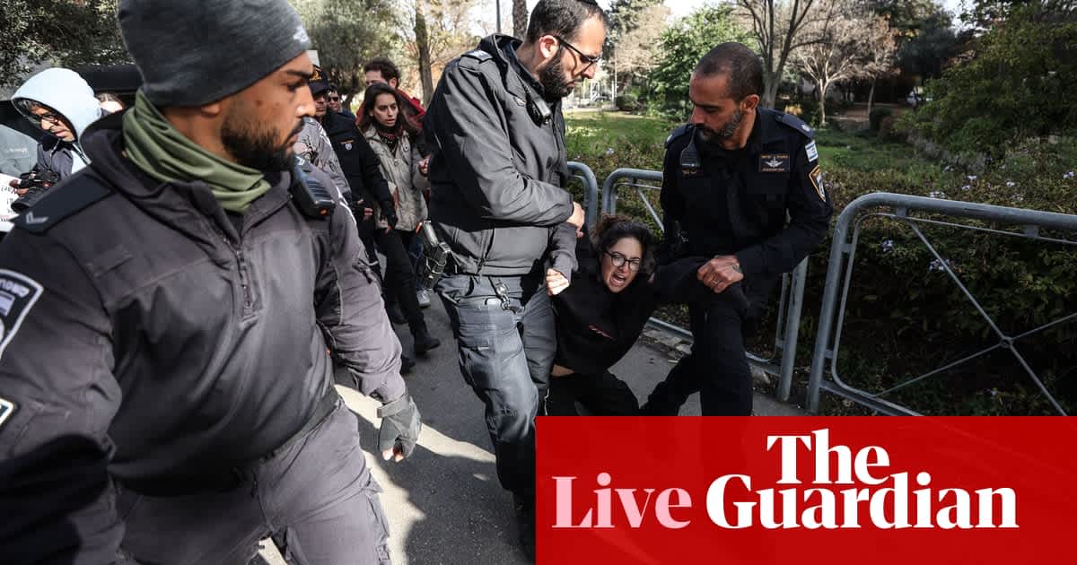 Demonstrators arrested outside Netanyahu’s Jerusalem home – as it happened