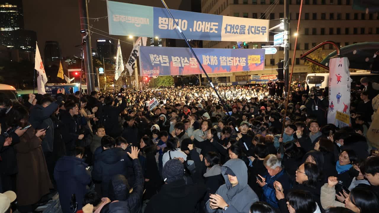 Crisis in South Korea: Yoon Suk-yeol’s Martial Law and Its Political Consequences