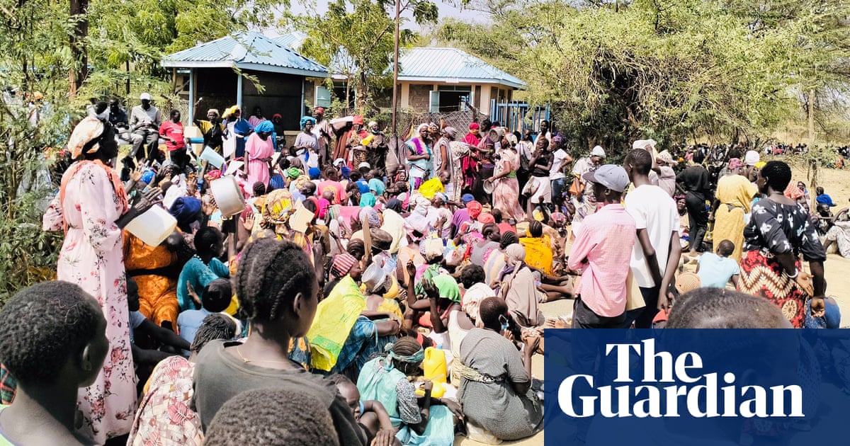 Refugees in Kenya’s Kakuma camp clash with police after food supplies cut