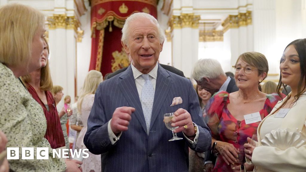 King sends heartfelt message to fellow cancer patients