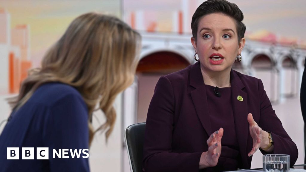 Greens call for single-sex guidance to be withdrawn