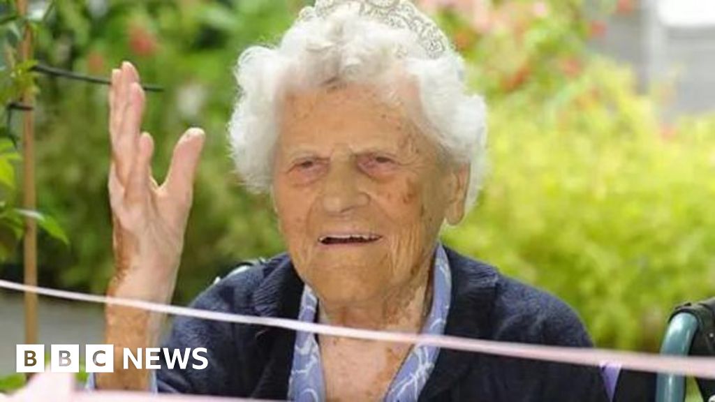 British woman, 115, becomes world’s oldest person