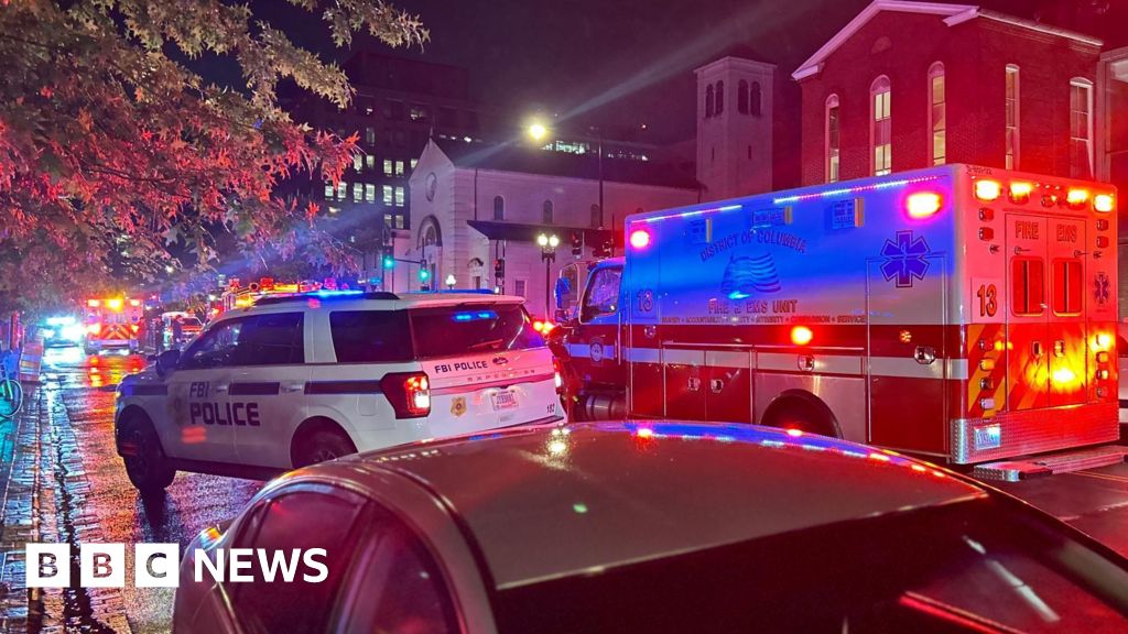 Two Israeli embassy staff shot dead in Washington DC