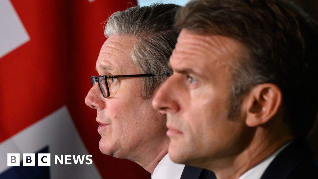 UK to return some migrants to France within weeks, Starmer says
