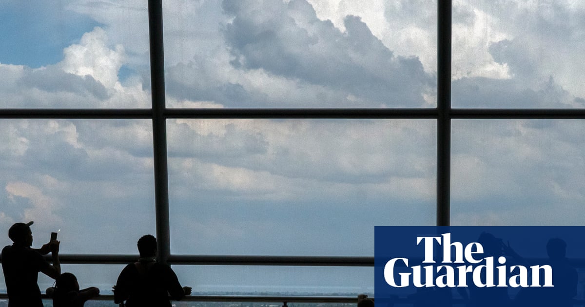 Anger in South Africa after Palestinians held on plane for 12 hours